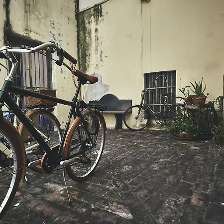 圣特奥多罗旅馆 招待所 阿尔本加