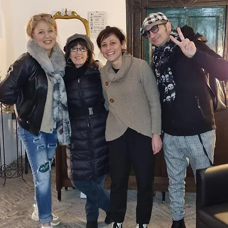 San Teodoro Konukevi